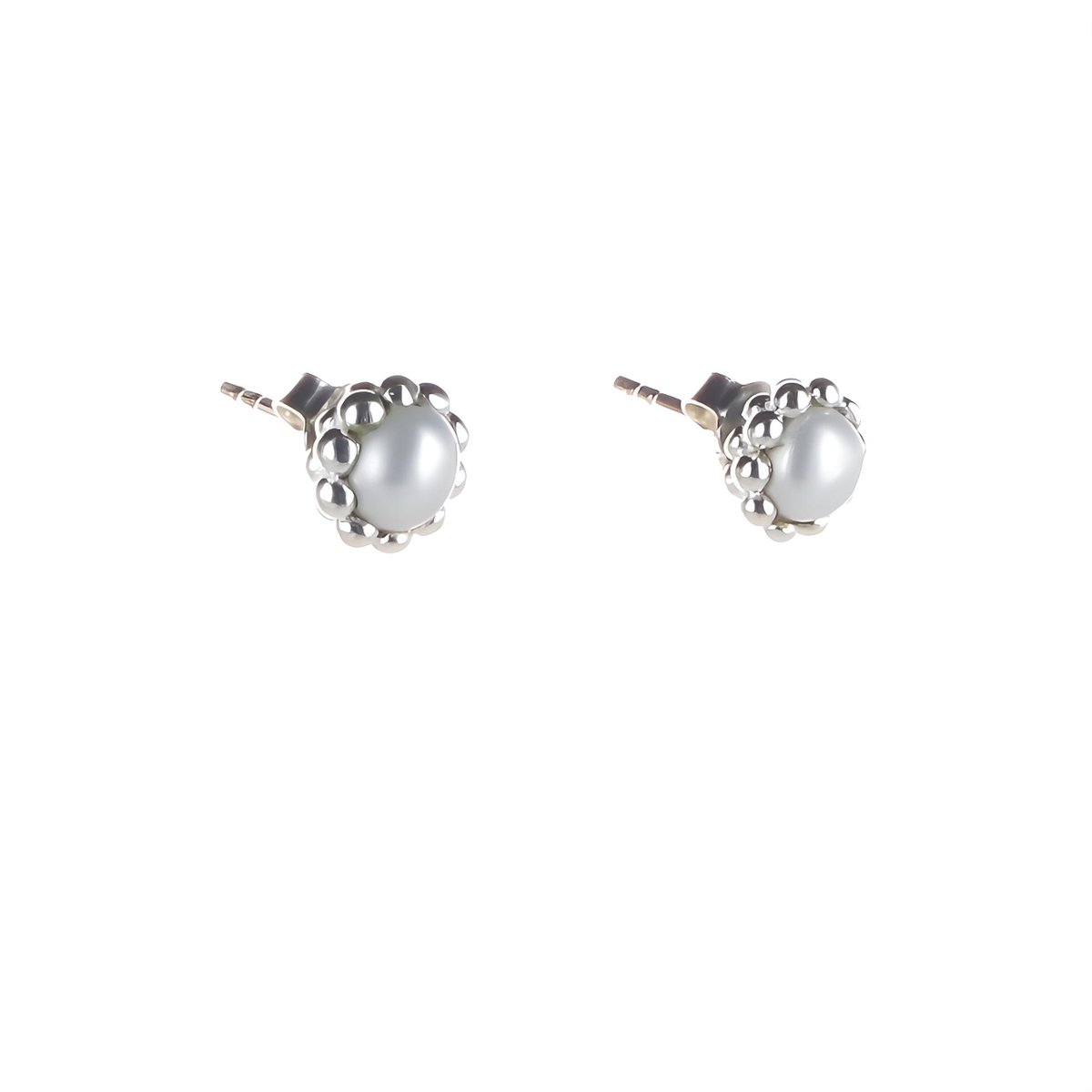 Ohr Perlenstecker Dots
