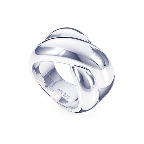Ring Little Kiss