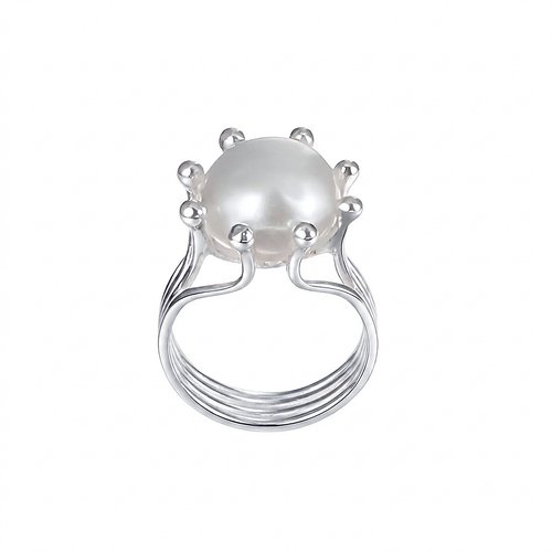 Ring Queen Pearl