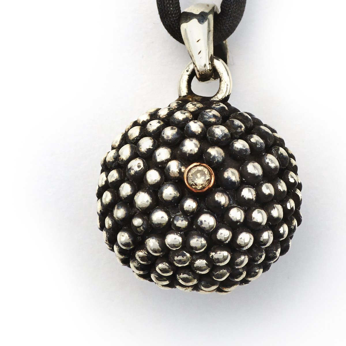 Pendant The Queen