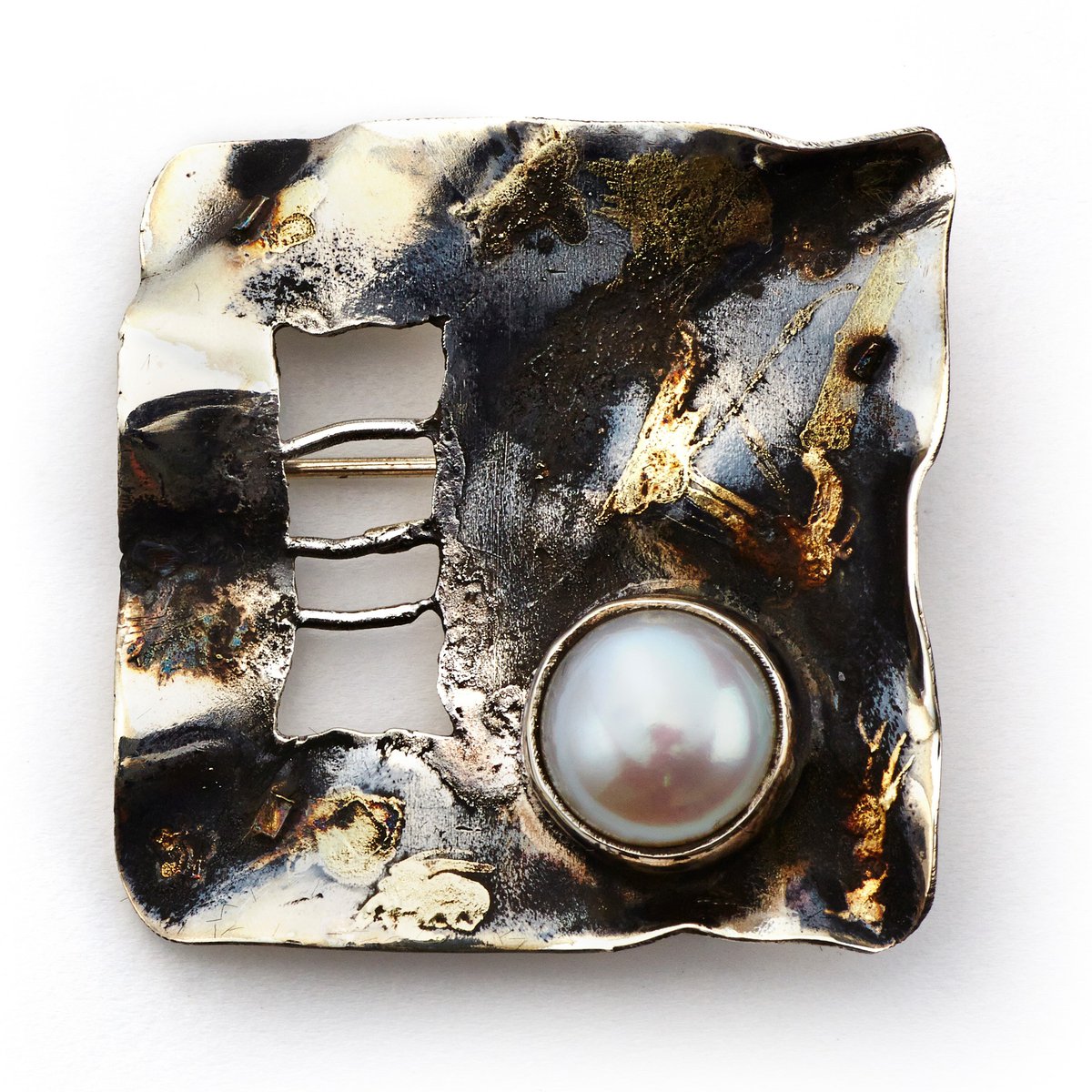 Pendant + Brooch Midnight Sun